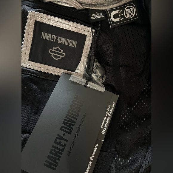 Harley-Davidson Women's Paradigm Triple Vent System Leather Riding Jacket silver - Picture 14 of 14